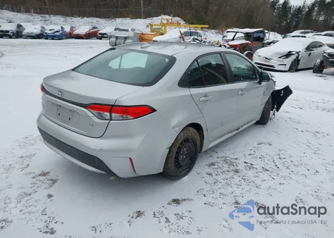 2021 Toyota Corolla Le z USA, uszkodzony, nr VIN 5YFEPMAE0MP165772